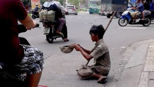 Mơ thấy ăn xin, ăn mày